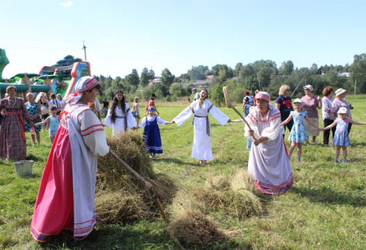 Cultinfo Weekend: праздники в Устюжне, Верховажье, Нюксенице, Вожеге, Липином Бору, Кичменгском Городке, Бабаево, Батраново и юбилей Сергея Викулова в Белозерске